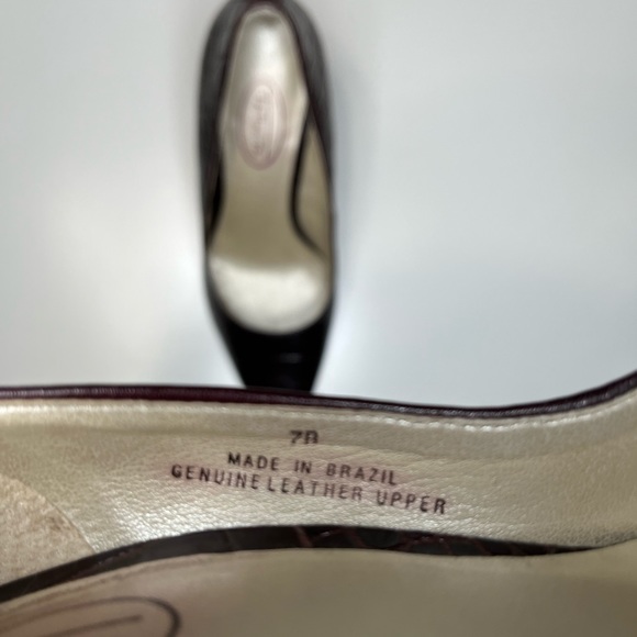 Talbots croc embossed brown stilletto heels - Picture 3 of 10